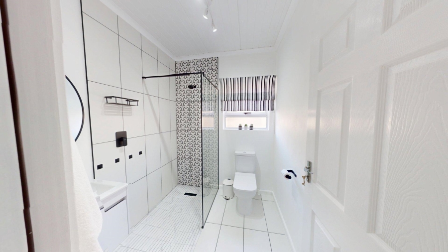 8 Bedroom Property for Sale in Colchester Eastern Cape